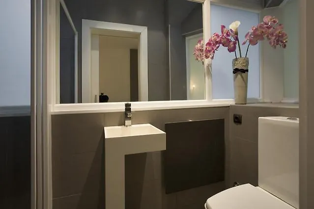 City Center Apartment Barcelona 0*,  Španělsko